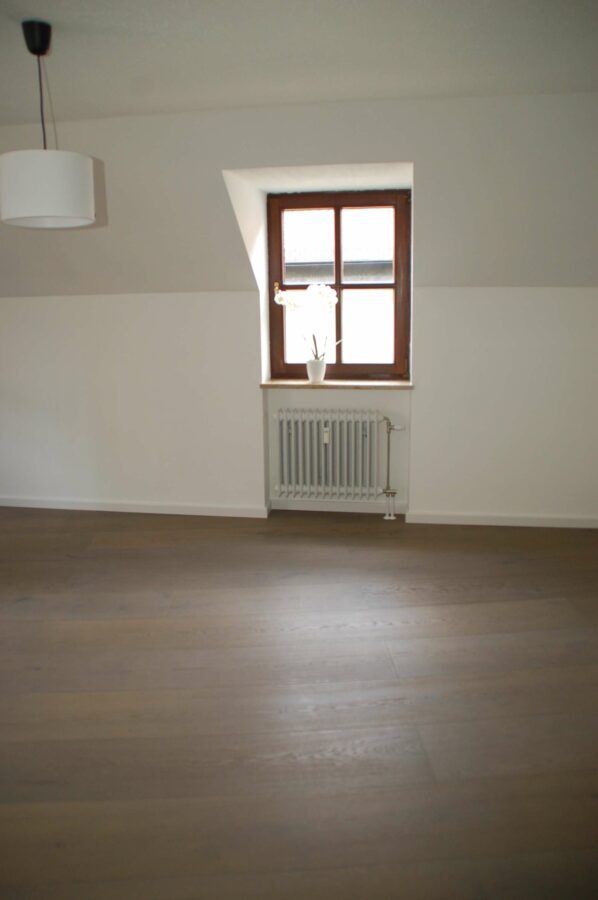 Barrierefreie Maisonette-Wohnung in der Kelheimer Altstadt - Wohnzimmer