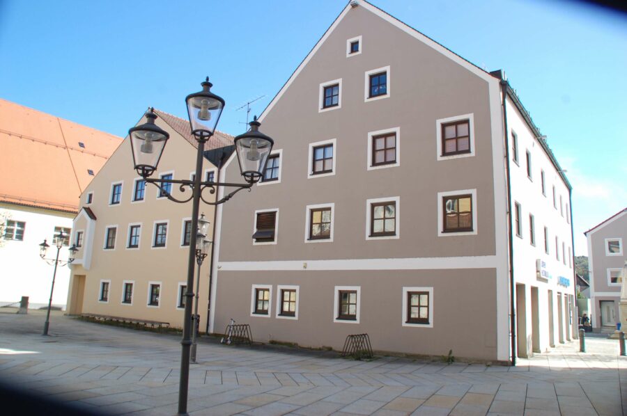 Barrierefreie Maisonette-Wohnung in der Kelheimer Altstadt - Hausansicht