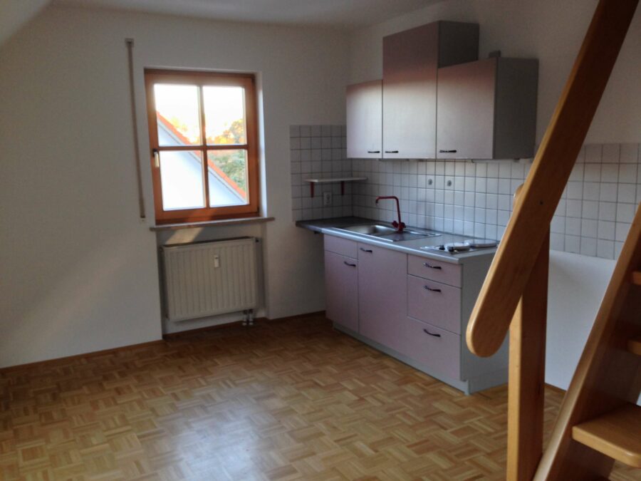 Günstige Single-Wohnung in Bad Abbach - Wohnzimmer