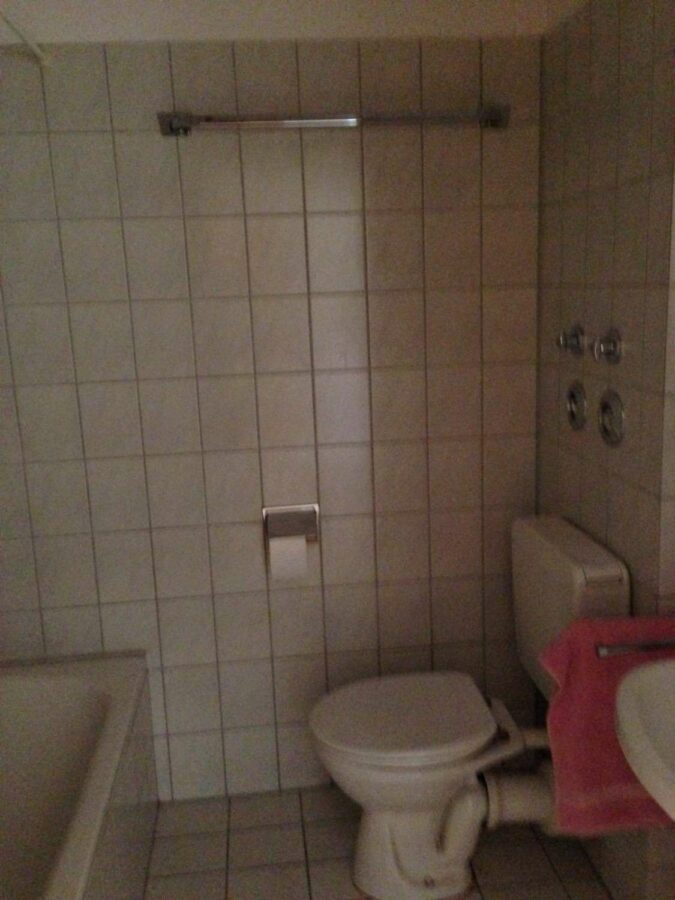 Gute 2-Zimmer-Wohnung in Regensburg - Bad