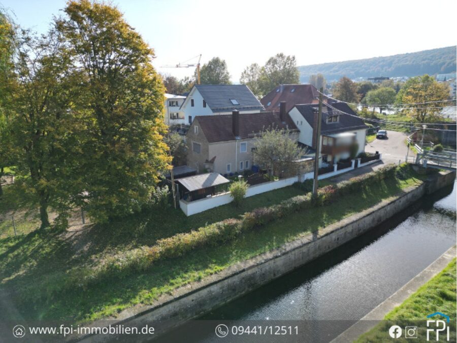 Ein einzigartiger Ort: Einfamilienhaus mit historischem Charme im Kelheimer Areal " am Alten Hafen" - Westansicht