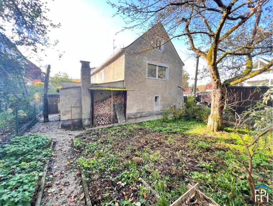 Ein einzigartiger Ort: Einfamilienhaus mit historischem Charme im Kelheimer Areal " am Alten Hafen" - Nordansicht mit Garten