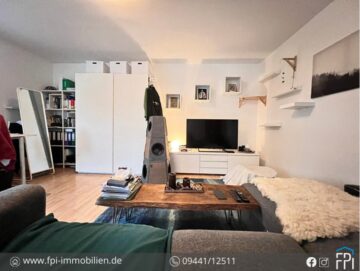 Charmantes 1-Zimmer-Apartment mit Loggia in Regensburg, 93051 Regensburg, Etagenwohnung