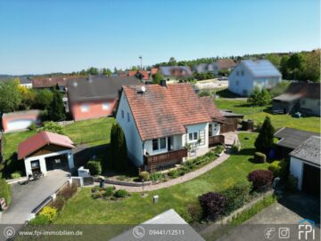 Charmantes Einfamilienhaus mit schönem Grundstück im Markt Painten: ruhig und sonnig gelegen, 93351 Painten, Einfamilienhaus
