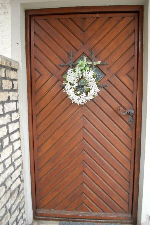 älteres Wohnhaus mit Charme in einer großartigen Lage - Haustüre