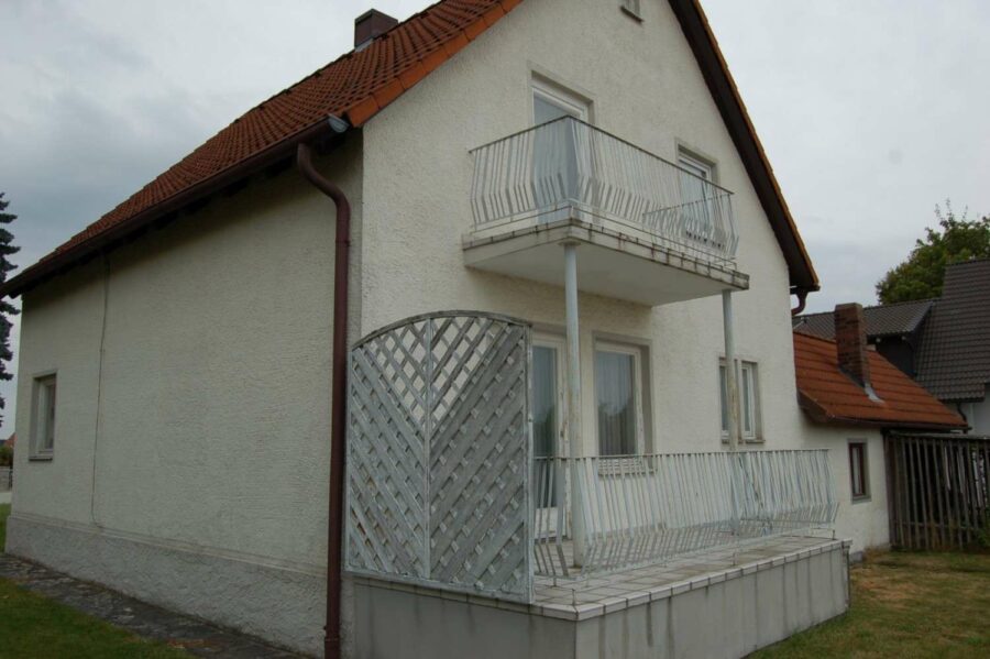 älteres Wohnhaus mit Charme in einer großartigen Lage - Südwest, Terrasse und Balkon