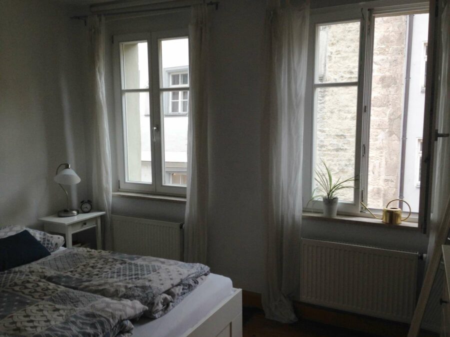 Schöne Altstadtwohnung in Denkmalsobjekt, im Herzen der Altstadt - Schlafzimmer