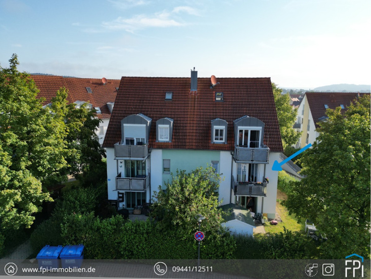 Charmante 2-Zimmer-Wohnung mit sonnigem Balkon und TG-Stellplatz in Saal an der Donau