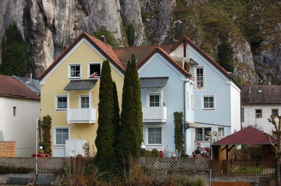 Wohn- und Geschäftshaus im Unteren Altmühltal - Süden