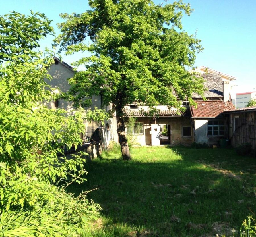 Jurahaus mit herrlichem Garten - Stadel, Haus, Schuppen, Garten