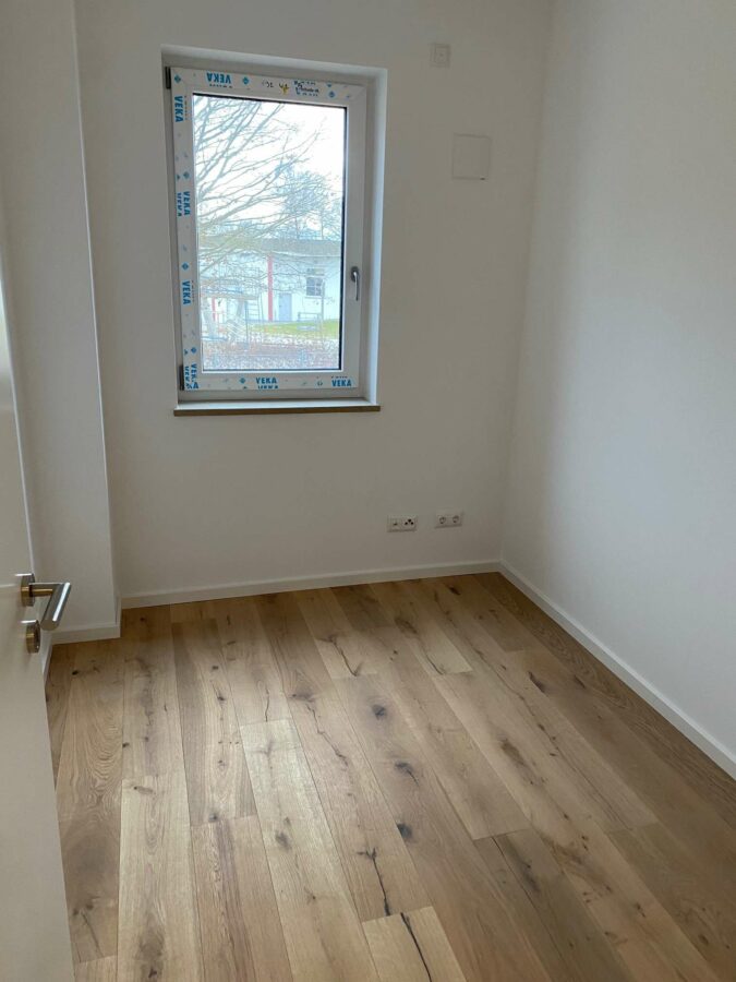 Neuanfang: Neues Glück in neuer Traumwohnung in Abensberg - Arbeitszimmer